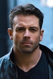 Alex Riley