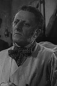 Commissaire Moreau (uncredited)
