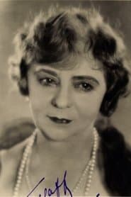 Frau Steindecker, Mother