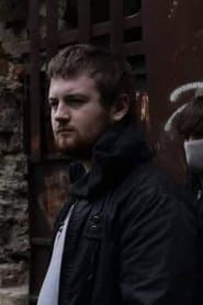 Robert (segment "Scarlet")