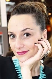 Sophie, contrebassiste