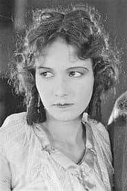 Clara Huddlestone