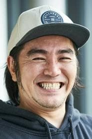 Takuya Ezaki (voice)
