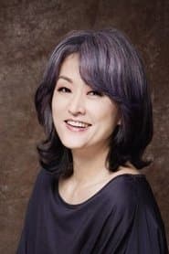 Jung-min's Mother (uncredited)