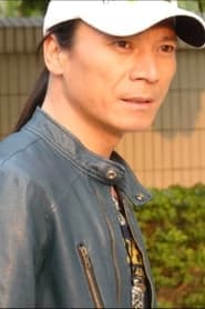 Middle-aged scavenger