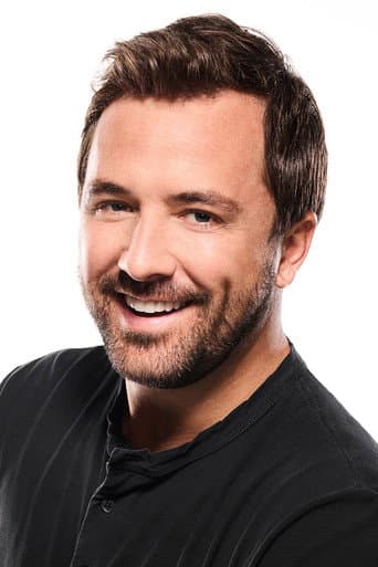 Darren McMullen
