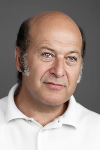 Cüneyt Gökçer
