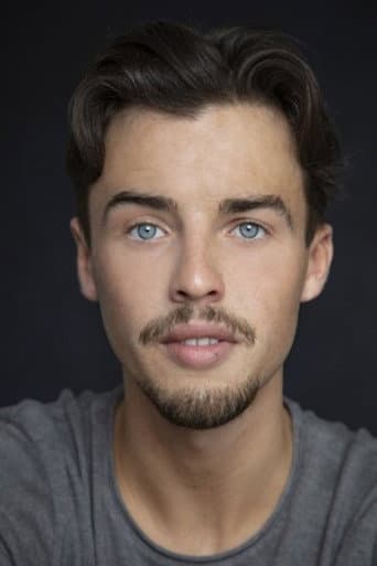Adam Richardson
